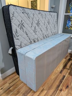 Bed Queen size like new
