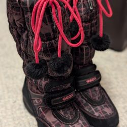 12 Geox Snow Boots 