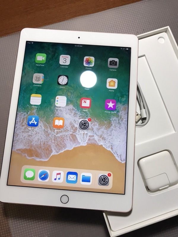 Ipad pro 9.7inch Unlock for any carrier. IMEI/ESN clean, iCloud unlocked.