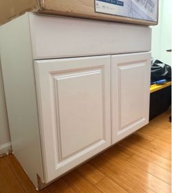 Bathroom cabinet