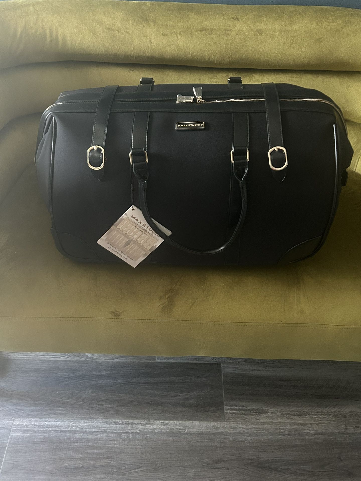 MAX STUDIO 22’’ Travel Rolling Duffle