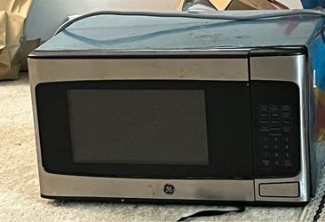 GE Stainless Steel Countertop Microwave