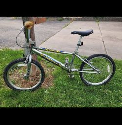 1990's Viper BMX  Diamondback