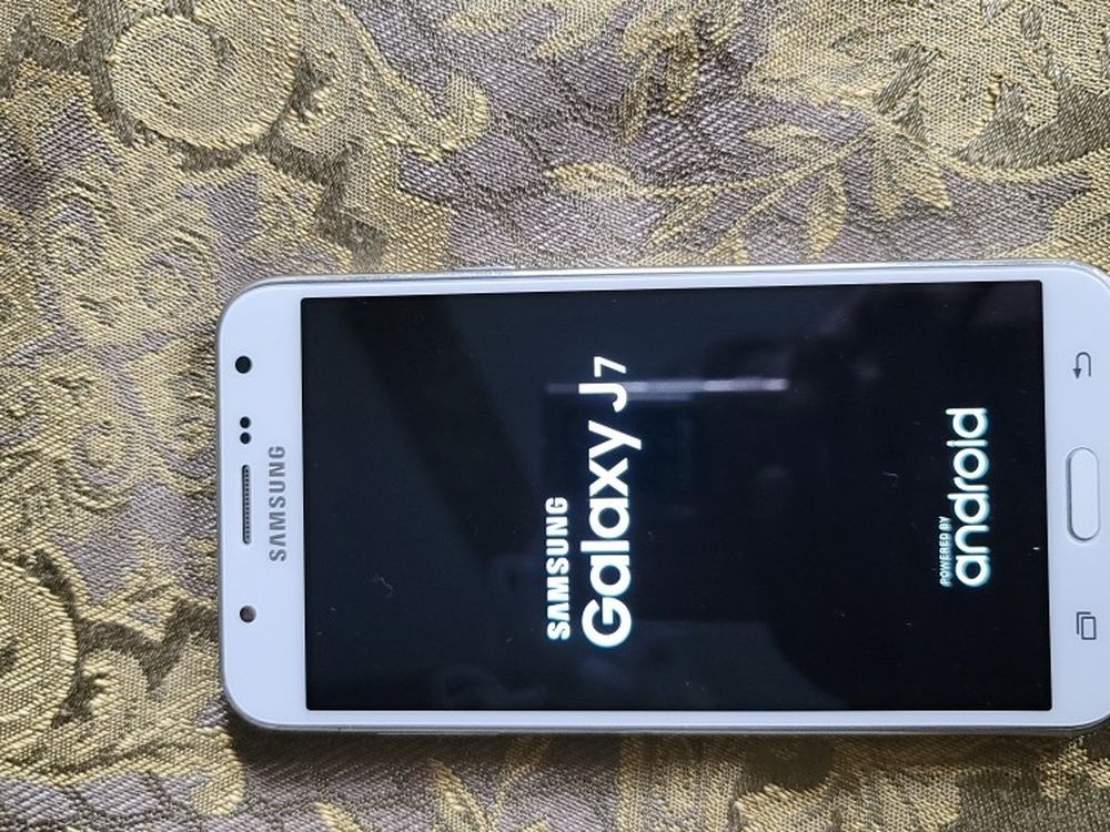 Samsung Galaxy J7