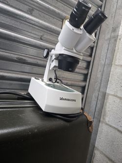 Microscope