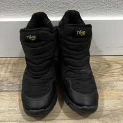 Kids Nike Snow Boots