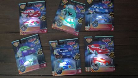 Disney Pixar Cars Light Up Die-Cast Set of 6