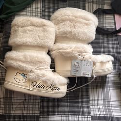 Hello kitty Snow boots