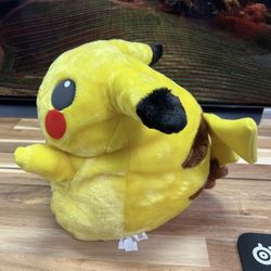 1999 Play-by-Play Jumbo Pikachu Vintage Pokemon Plushie Toy  