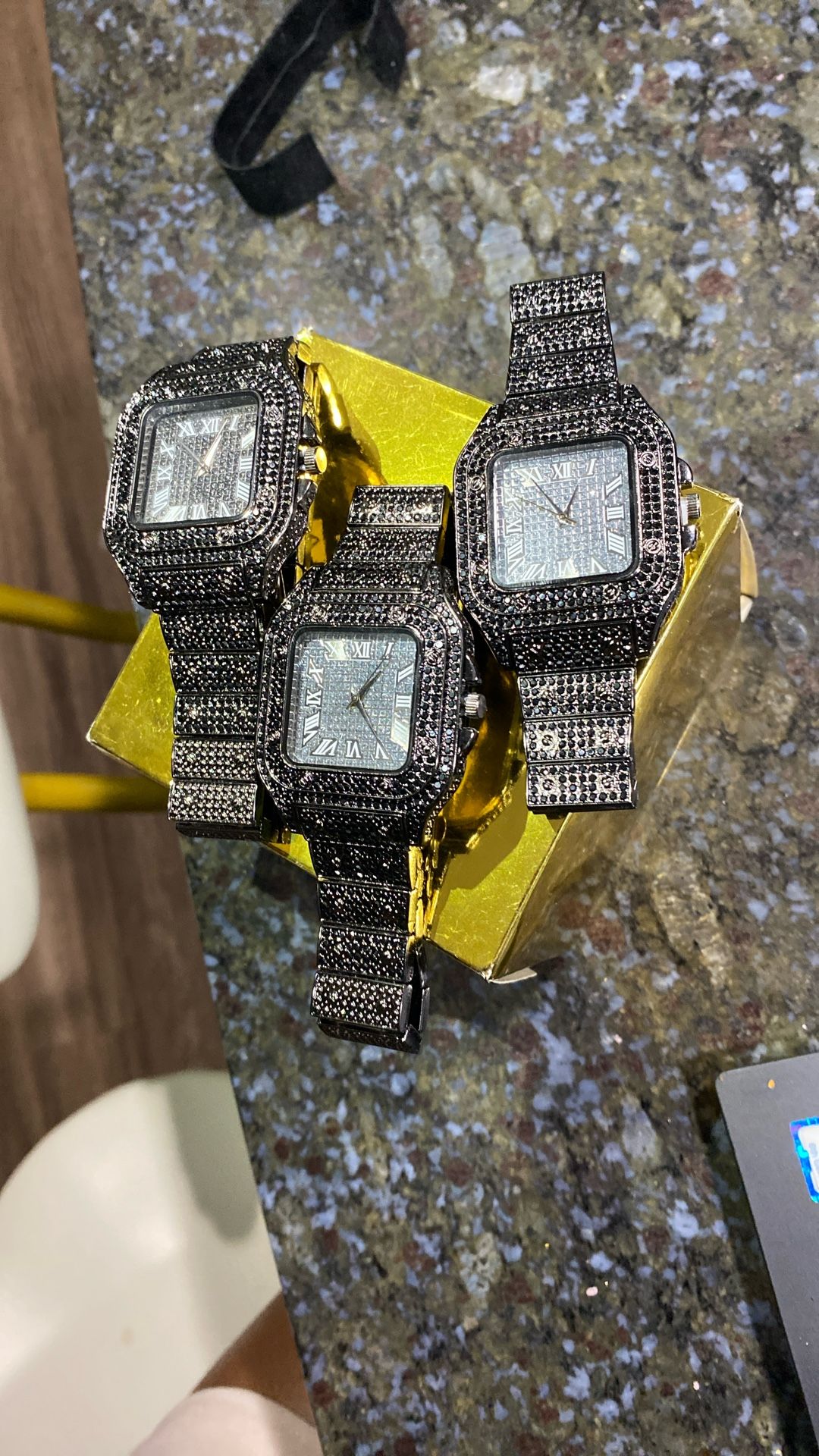 One Black Ice lab Piece Australian Luxury