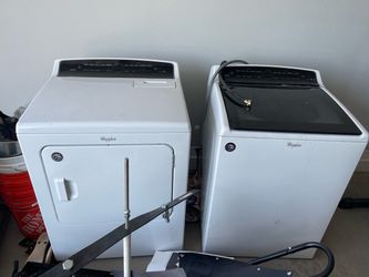 Whirlpool Cabrio Washer and Dryer Set