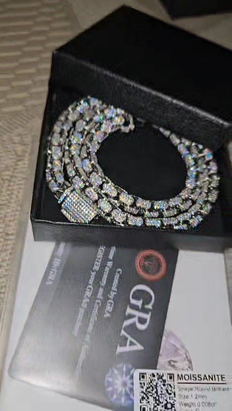 Men's Moissanite Chain