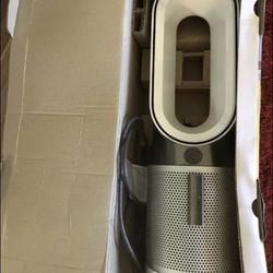 Dyson Pure Hot+Cool Link HEPA Air purifier Fan and Heater - HP04 - Grey / Silver.   In used - good condition .   Has two stage HEPA filters with 80 pe