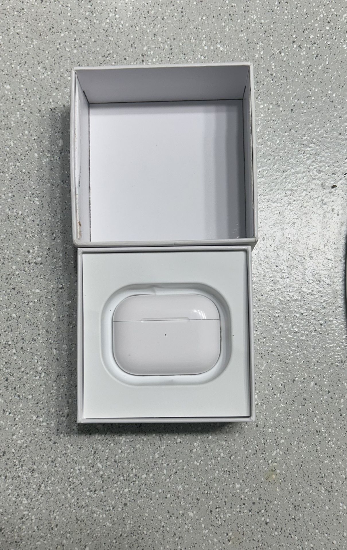 AirPod Pro Max