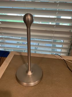 New Umbra Teardrop Paper Towel Holder from crate & barrel Store $15 firm price cash South Austin by William cannon pick up