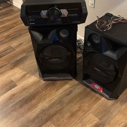 HOME STEREO SYSTEM 