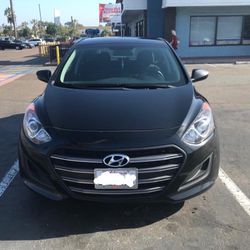 Black Elantra Gt 2017