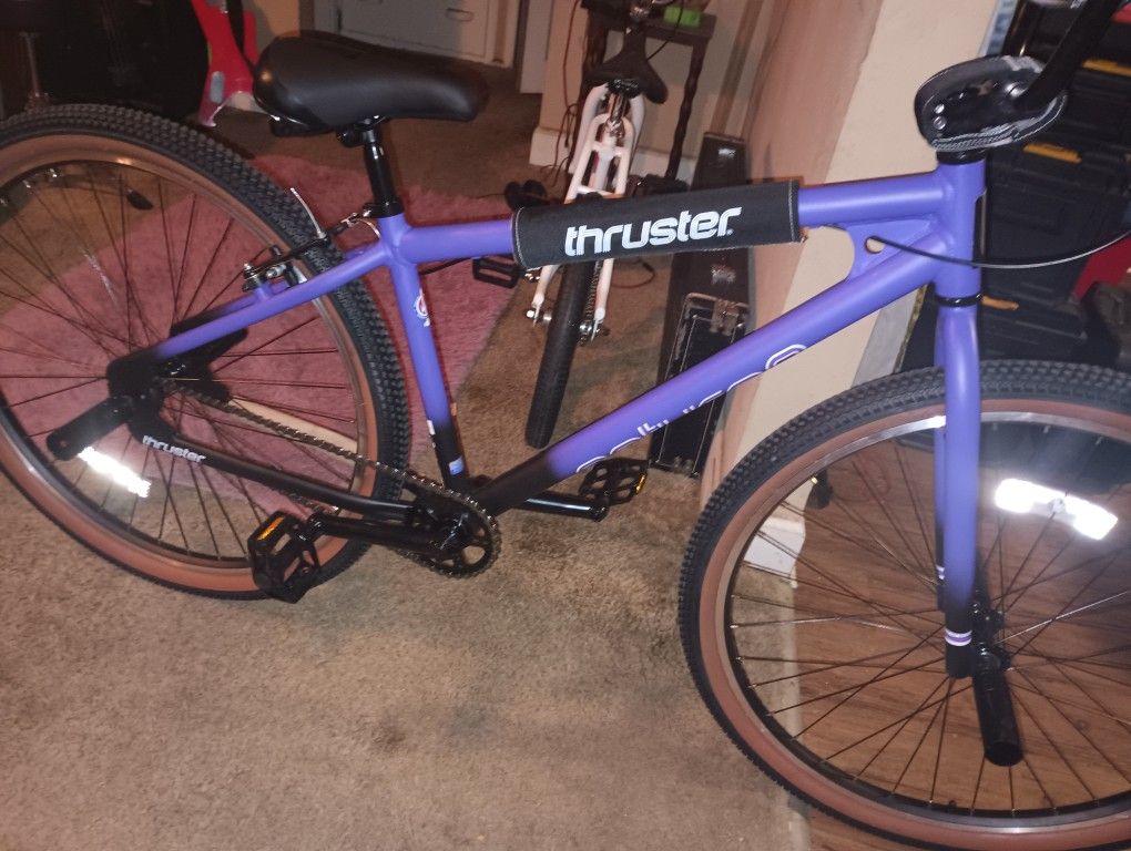 BRAND NEW THRUSTR