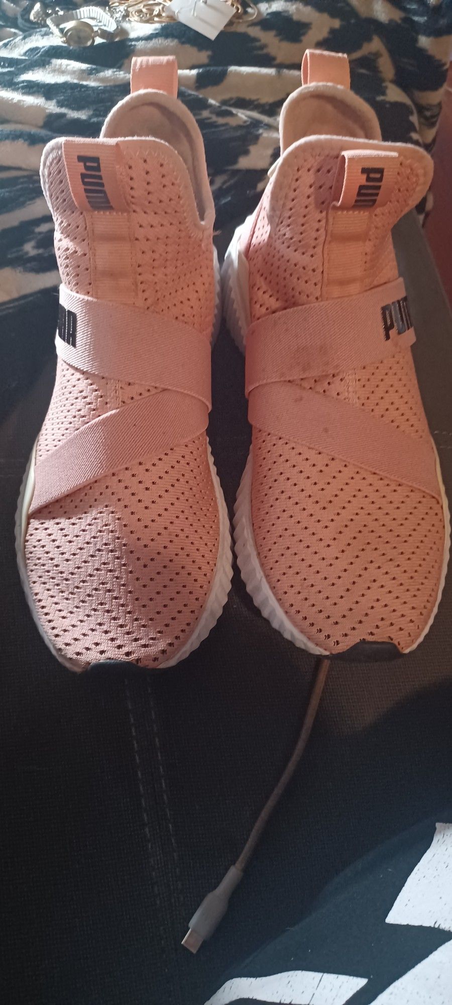 Puma Defy Mid Core Womans Sz9