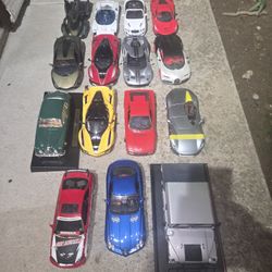 Diecast Collection SCALE 1;18  Cars 