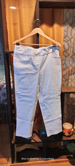 Alfred Dunner Miami Beach White Petite Cotton Blend Short