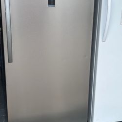New Freezer and Refrigerator 17 cu ft 2 in 1 working perfect with warranty delivery available 