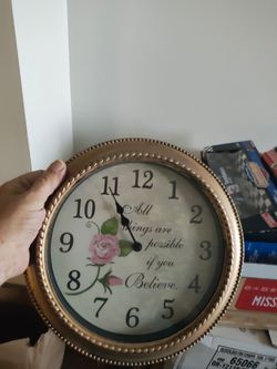 Quartz wall clock