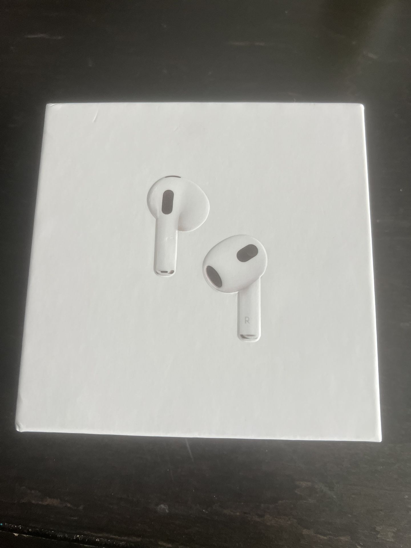 AirPods Generation 3 Mag Safe Charging Case
