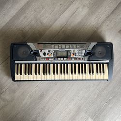 Yamaha Keyboard PSR-282