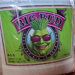 Big BUD  2 1/4 Gallons