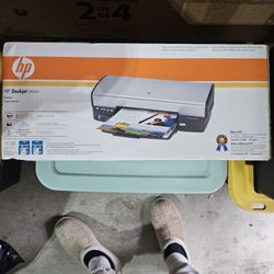 HP Deskjet D4260 NEW IN THE BOX