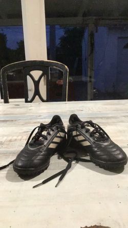 Black and White Adidas indoor shoes size 2 in kids