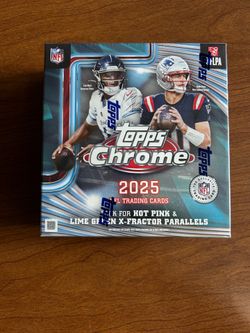 2025 TOPPS Chrome Football Mega Box NFL Football