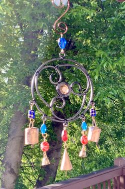 Circle Celtic Knot Triquetra Wind Chime Sun Catcher Glass Beads Bells