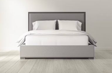 Brand New Saatva Cassis King Bed Frame Pewter Linen