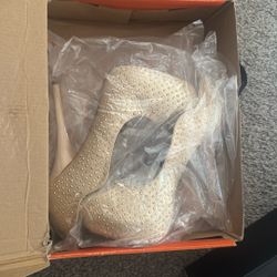 Shiekh Women’s High Heels Size 8 1/2