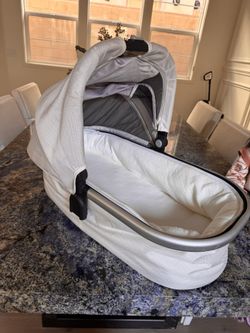 Uppababy V2 Vista Bassinet
