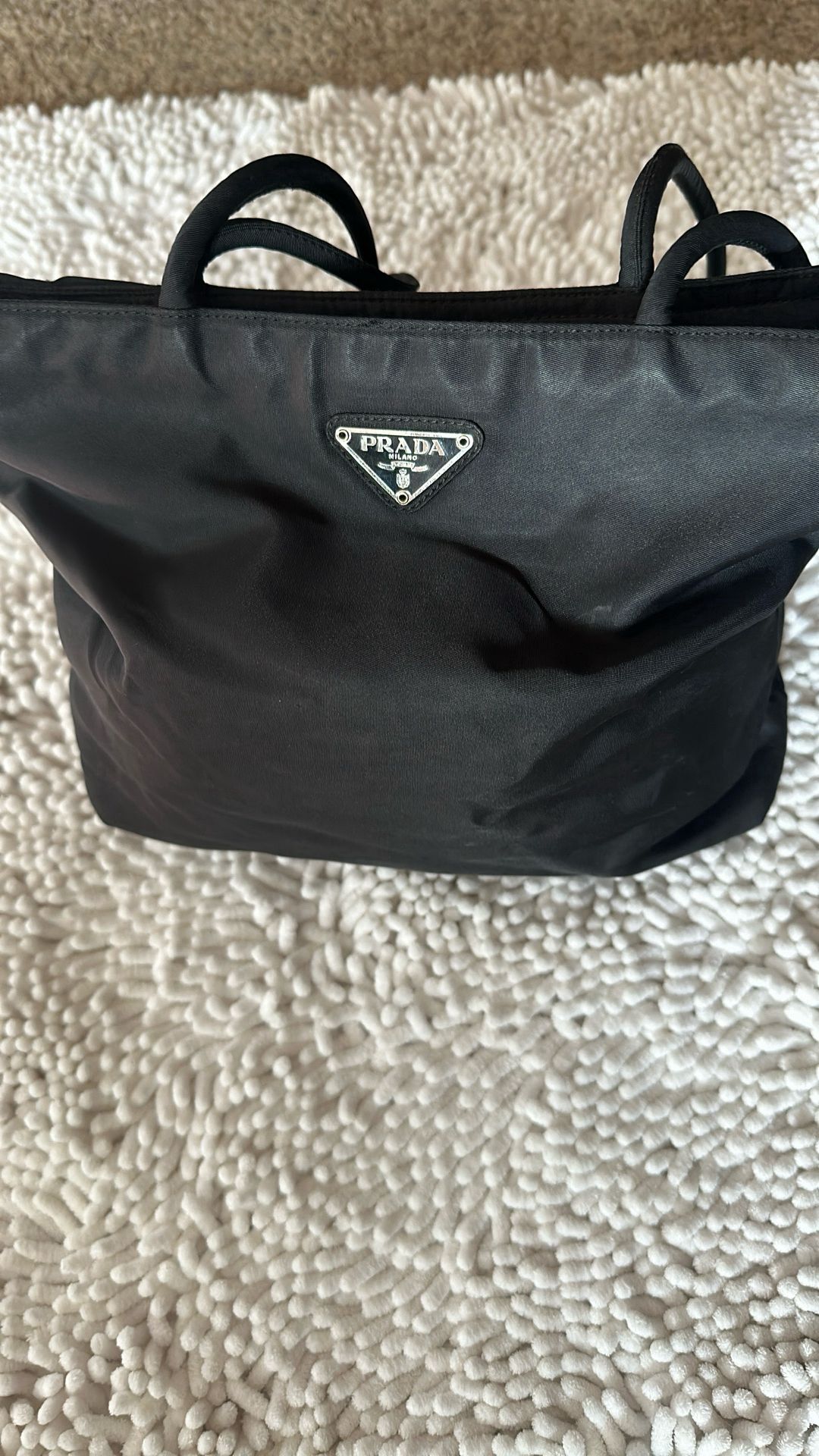 VINTAGE PRADA TESSUTO NYLON MEDIUM TOP-ZIP SHOULDER BAG BLACK