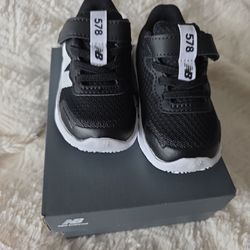 New balance unisex toddler shoes