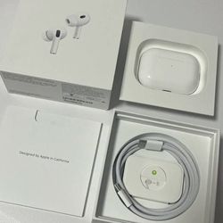 Apple Airpods Pro 2nd Generation With magsafe Wireless Charging Case (USB-C)