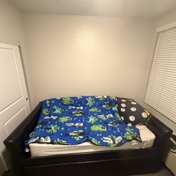 Twin Bed With Trundle