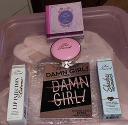 Too Faced Makeup Bundle Set