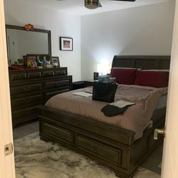 Bedroom Set 