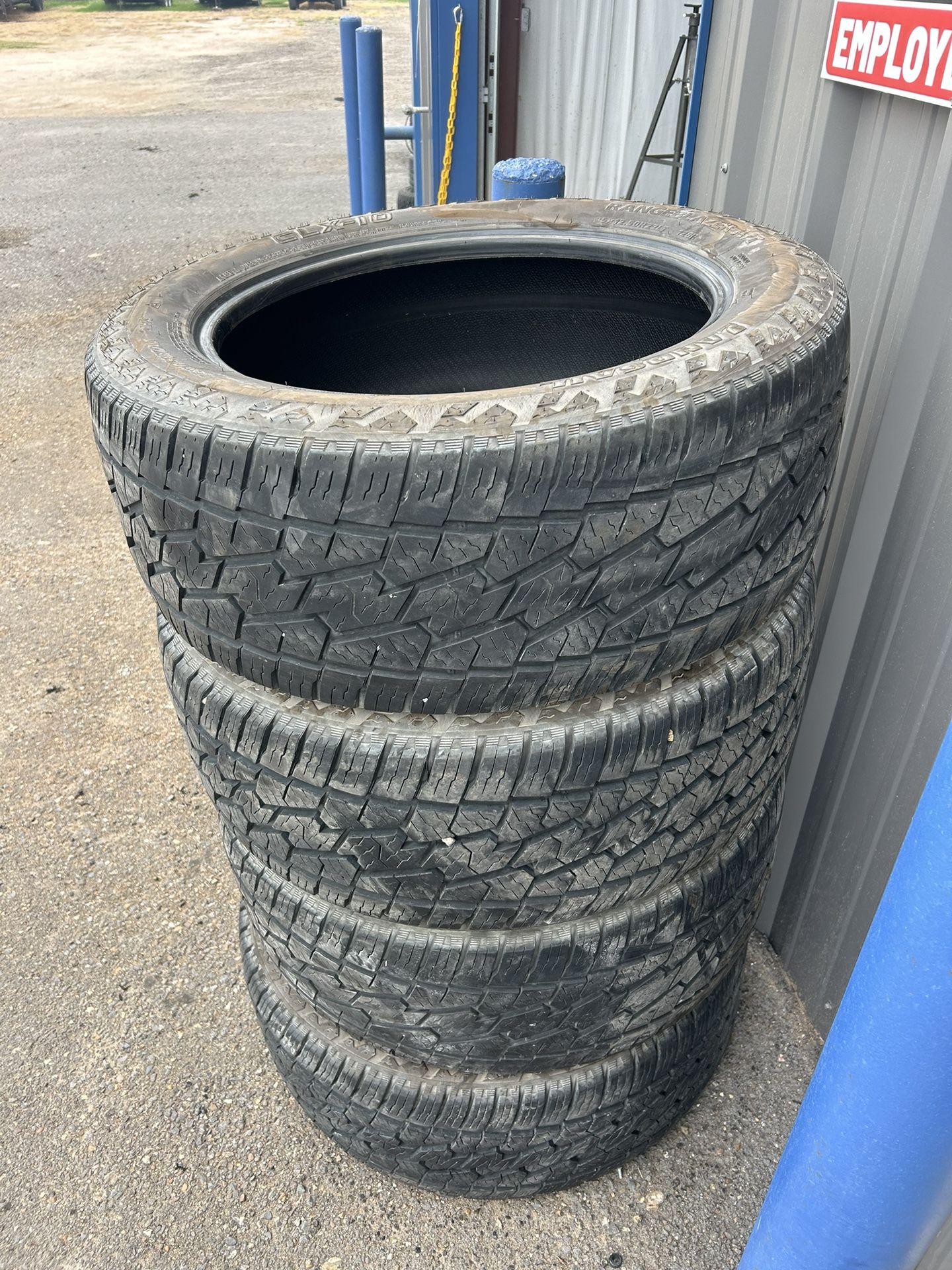 Used 35/12.50R22 All Terrain Tires