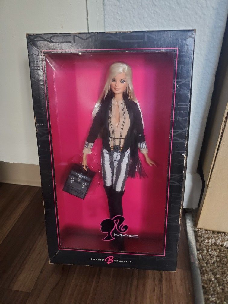 MAC Barbie Doll Collection Limited Edition for Sale in Renton, WA