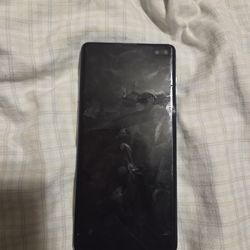 Samsung Galaxy S10 Plus (PLZ READ THE DESCRIPTION BEFORE MESSAGING)