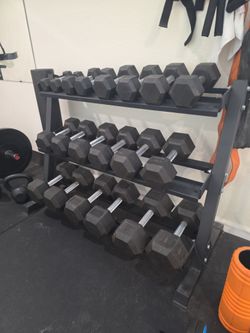 Rep dumbells 5-50 with rack