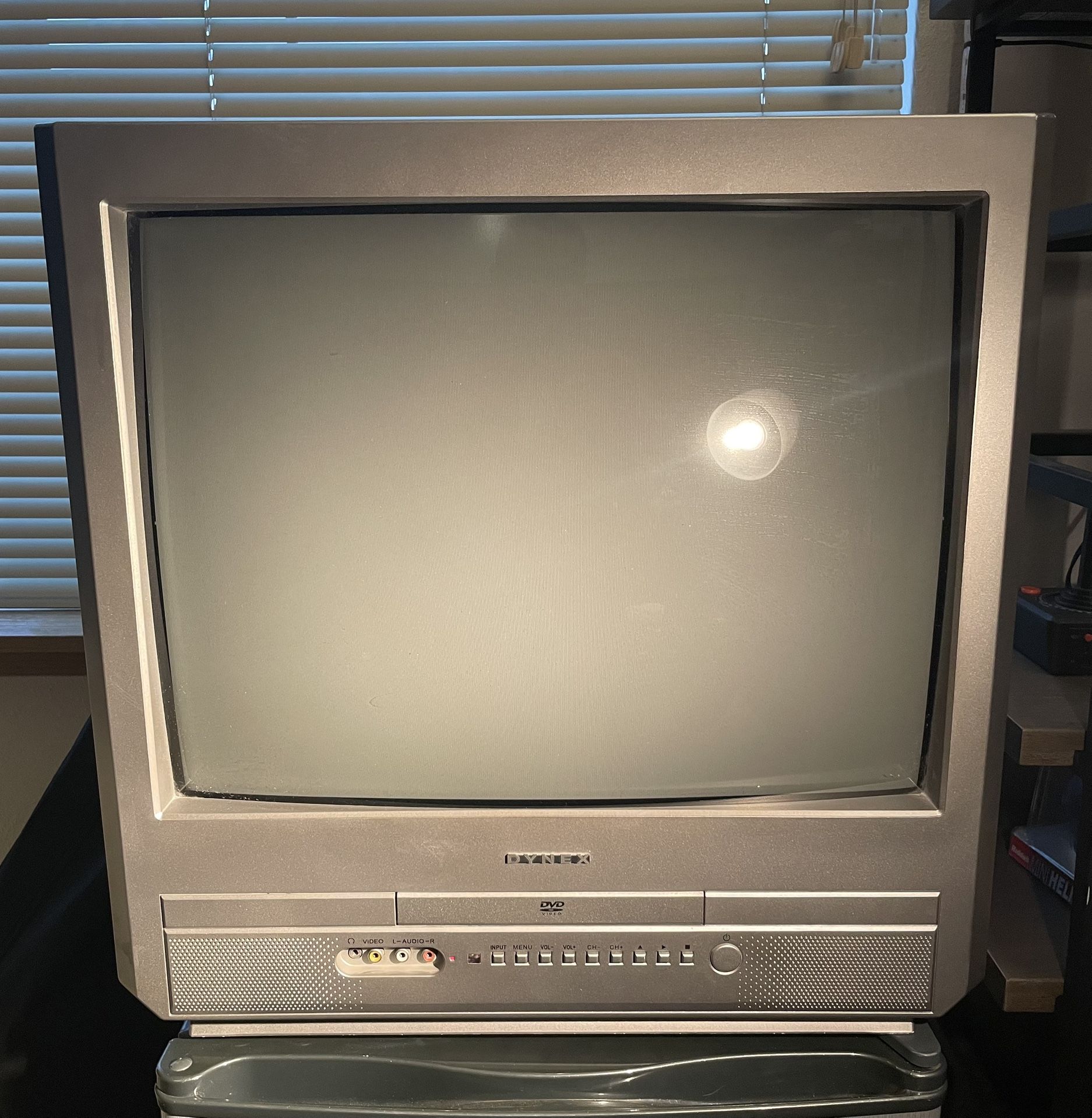 Dynex CRT TV / DVD Combo