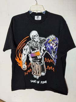 Warren Lotas Phoenix Suns Suns in Four Graphic T-Shirt Black Men’s Medium