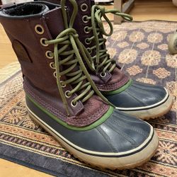 Sorel Boots Waterproof Women’s Size 9